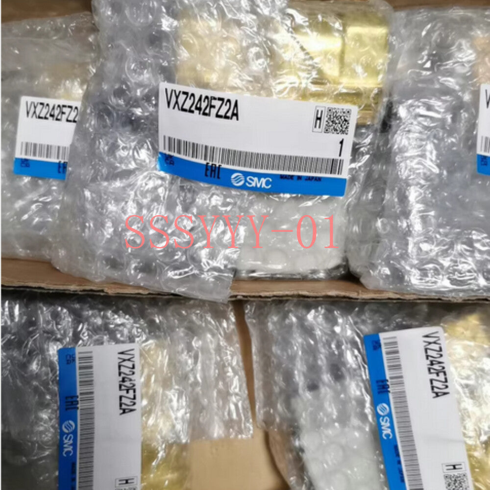 1PCS  for SMC solenoid valve VXZ242FZ2A Free shipping