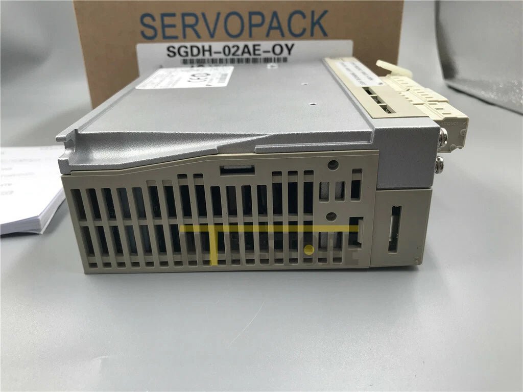 1pcs   ones YASKAWA SGDH-02AE-OY #P