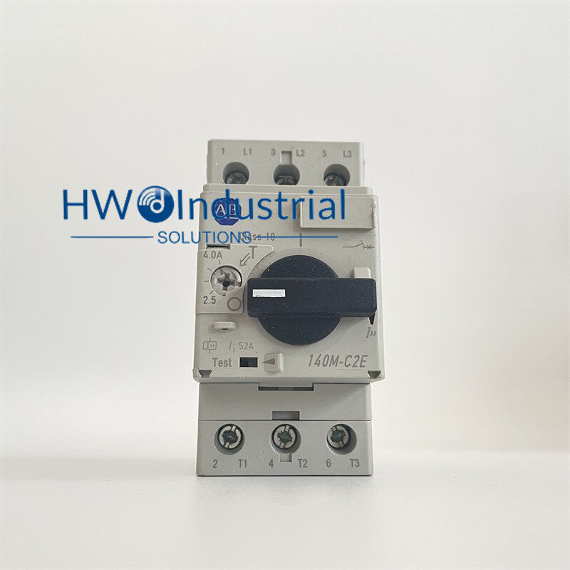 1Pc  Motor Protector Circuit Breaker 140M-C2E-B40 Current 2.5-4.0A