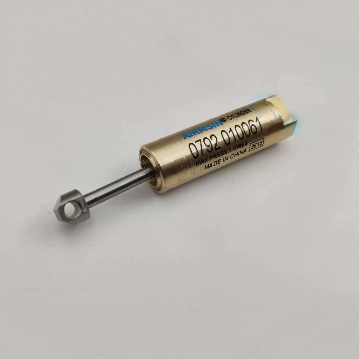 1PCS  FIT FOR Sewing machine accessories cylinder 0792 010061