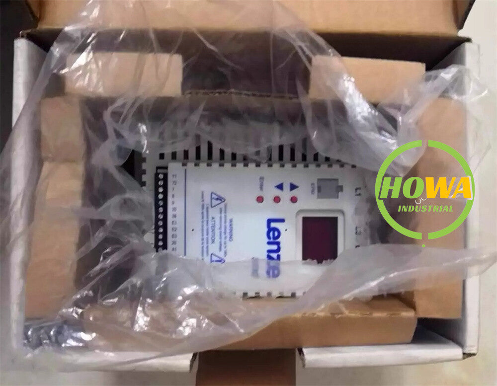 1/Piece  Lenze Inverter ESMD222L4TXA 380V 2.2kw Frequency Converter