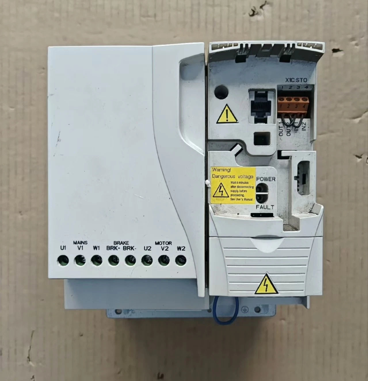 ABB ACS355-03E-15A6-4 7.5KW  TESTED GOOD Frequency Converter Fast delivery