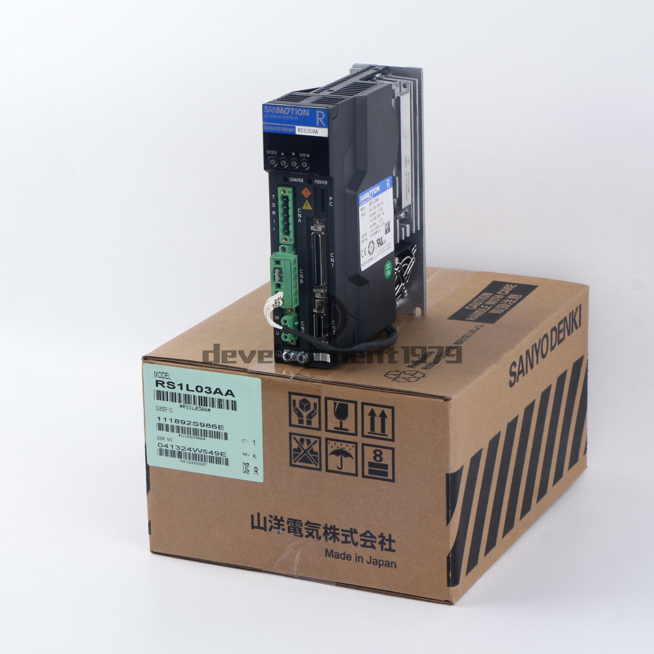 ONE  SANYO DENKI Servo Driver RS1L03AA Fast delivery