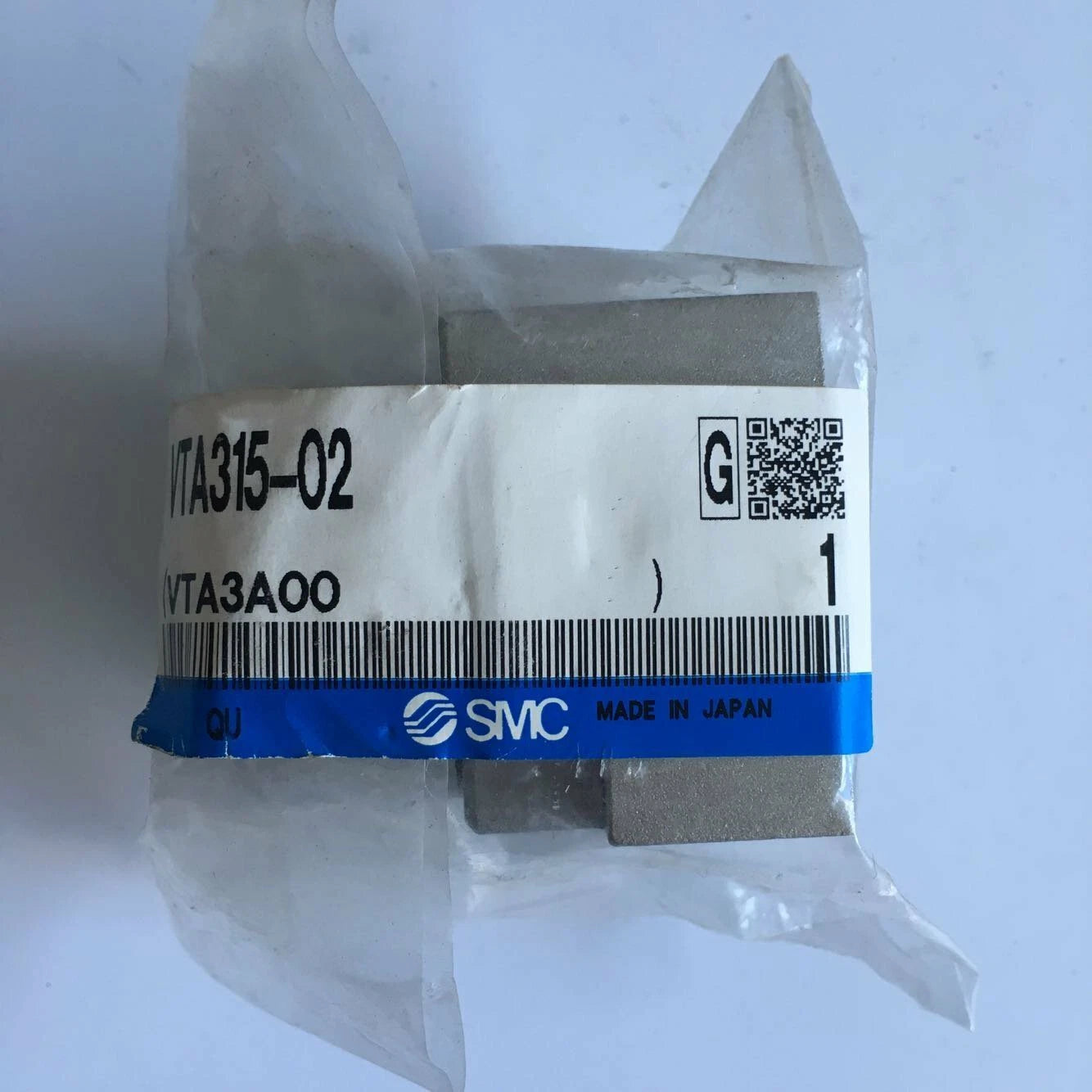 1pc  SMC VTA315-02 three vent control valve VTA315-02 spot stock #P