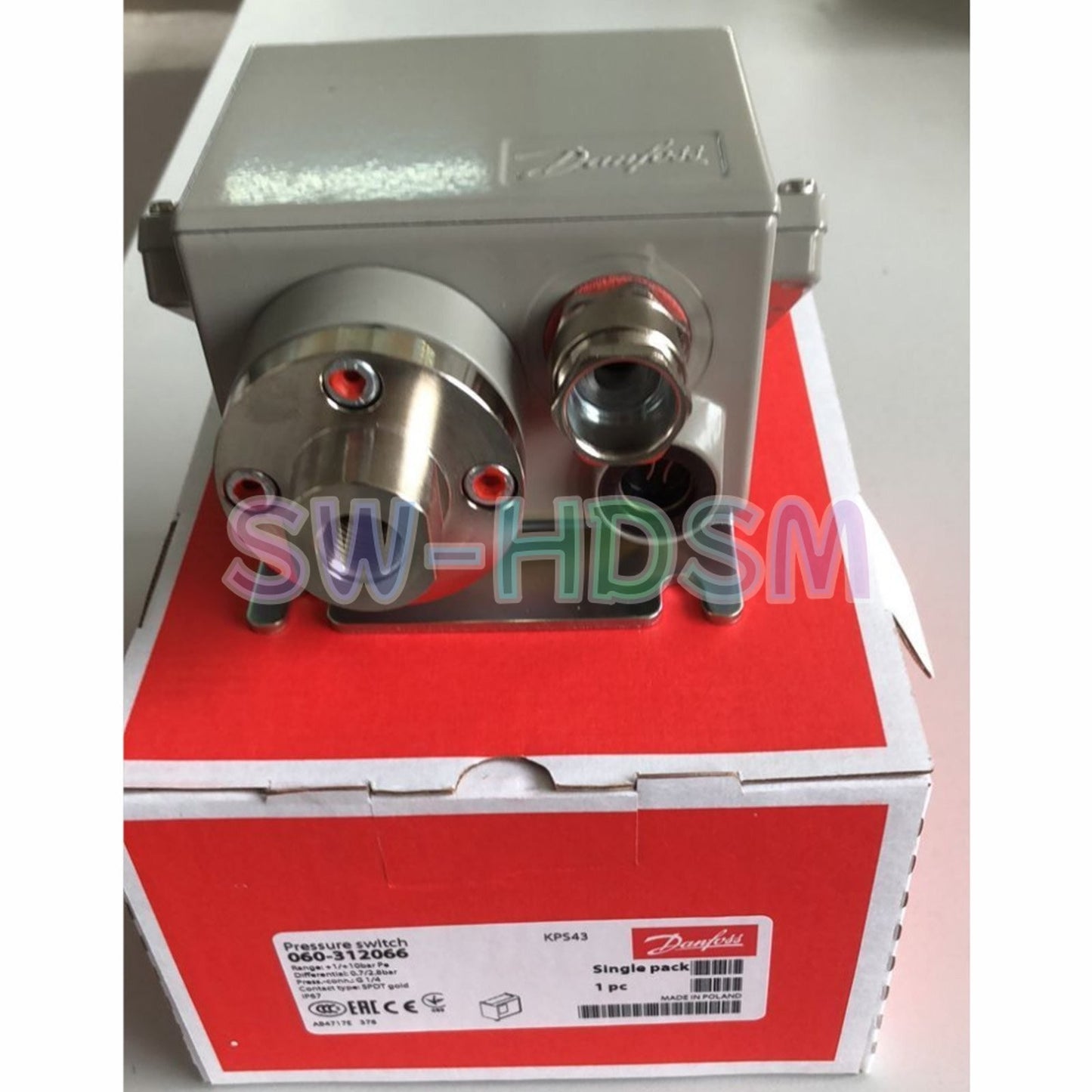 1PCS  for Danfoss KPS43 060-312066 Pressure Switch Freight Free