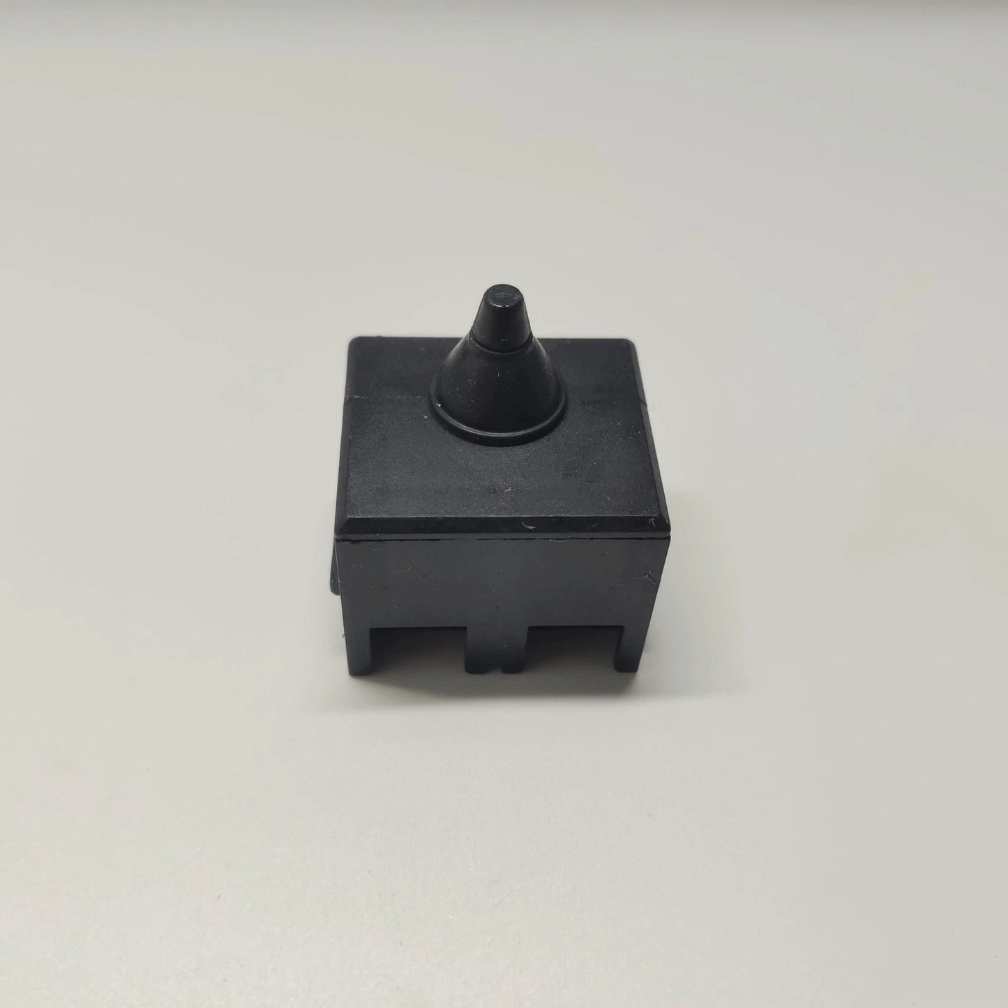 1pc Pushbutton Switch For Marquardt 1246 R139 8(8)A 250V AC 5E4