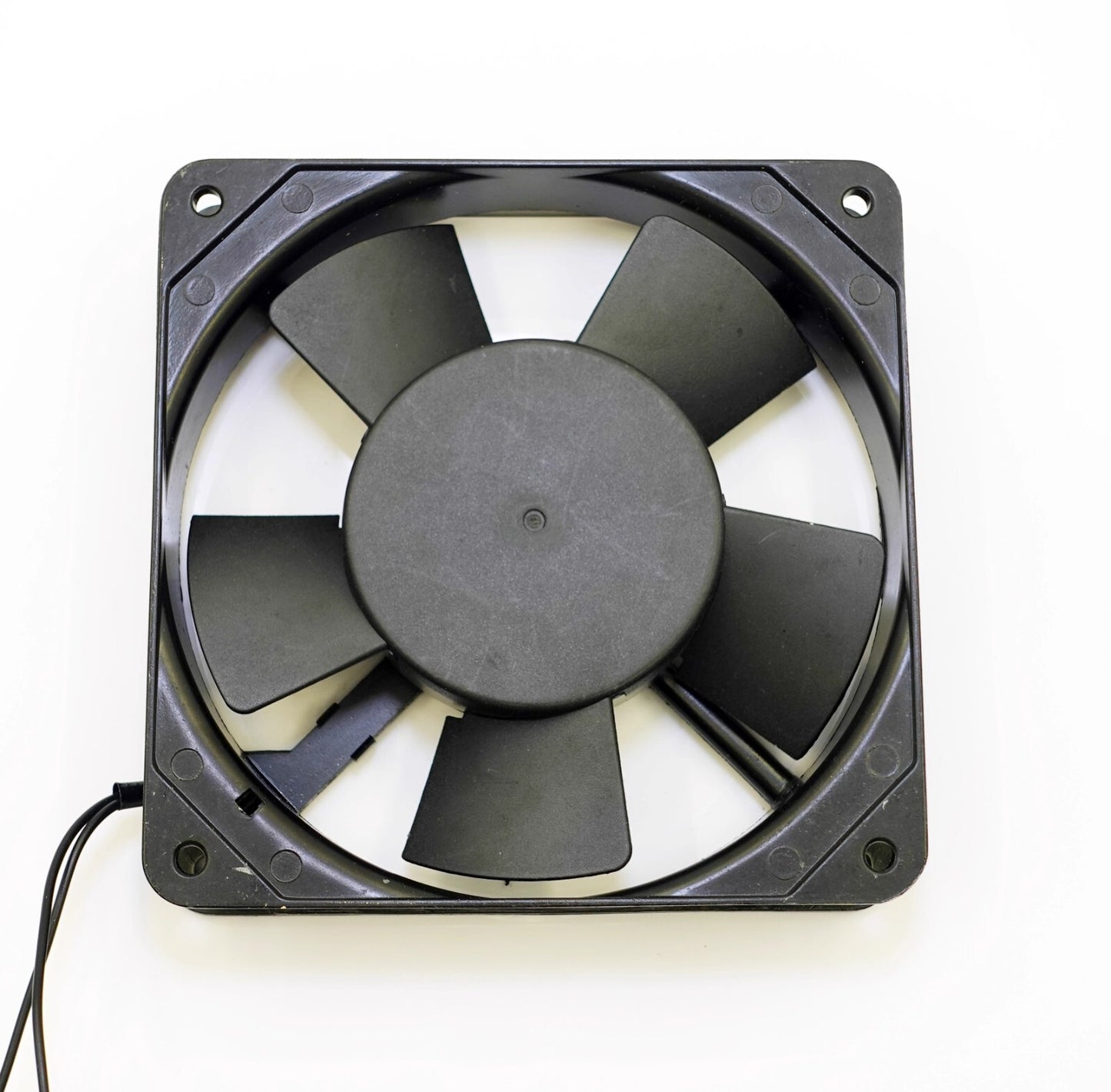 XYLFAN YL12025HBL 220V-240V 0.10A 19W 12CM Metal Cooling Fan