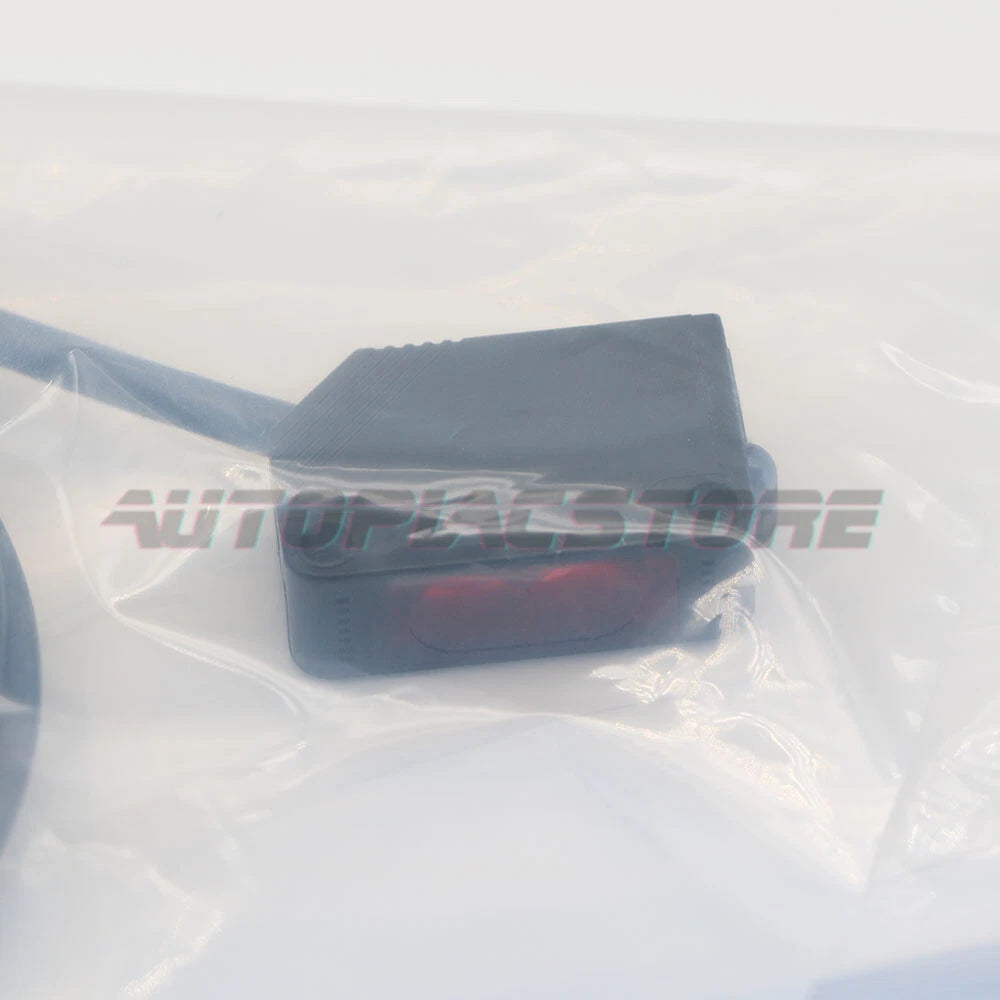 1Pcs Omron E3Z-D81  Photoelectric Switch Sensor  Free shipping #P