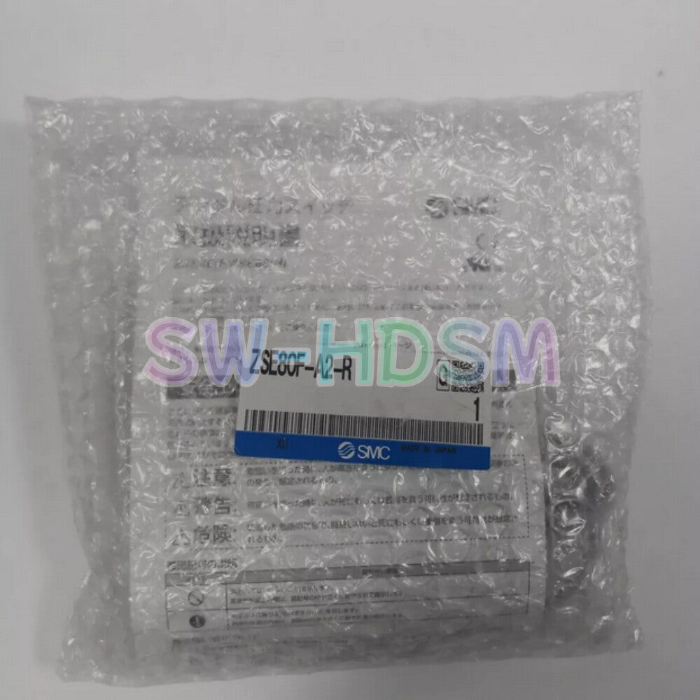 1PCS  for SMC Pressure Switch ZSE80F-A2-R Freight Free