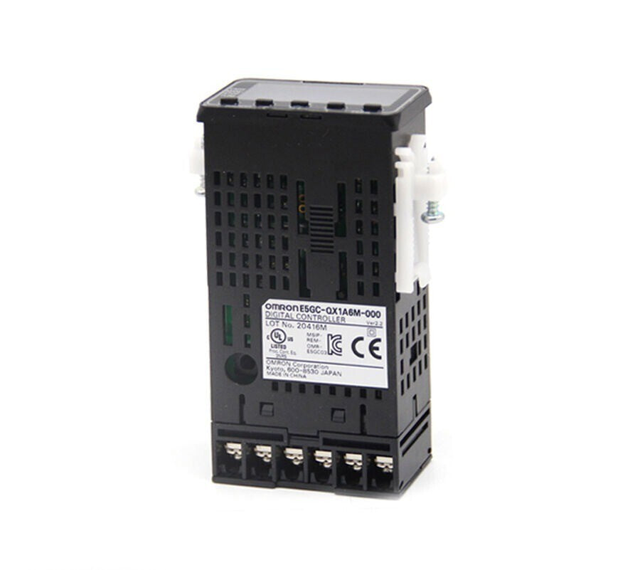 Omron E5GC-QX1A6M-000 Digital Controller 100 to 240V E5GCQX1A6M000