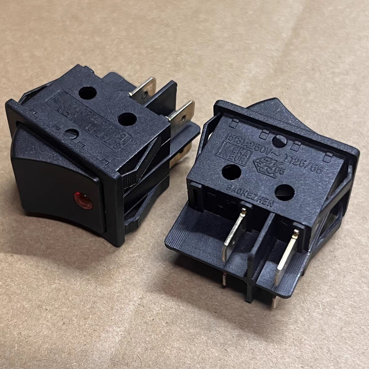 BAOKEZHEN SC767-B1 4 Pins 2 positions Rocker Switch Red Lamp 15A 125/250VAC