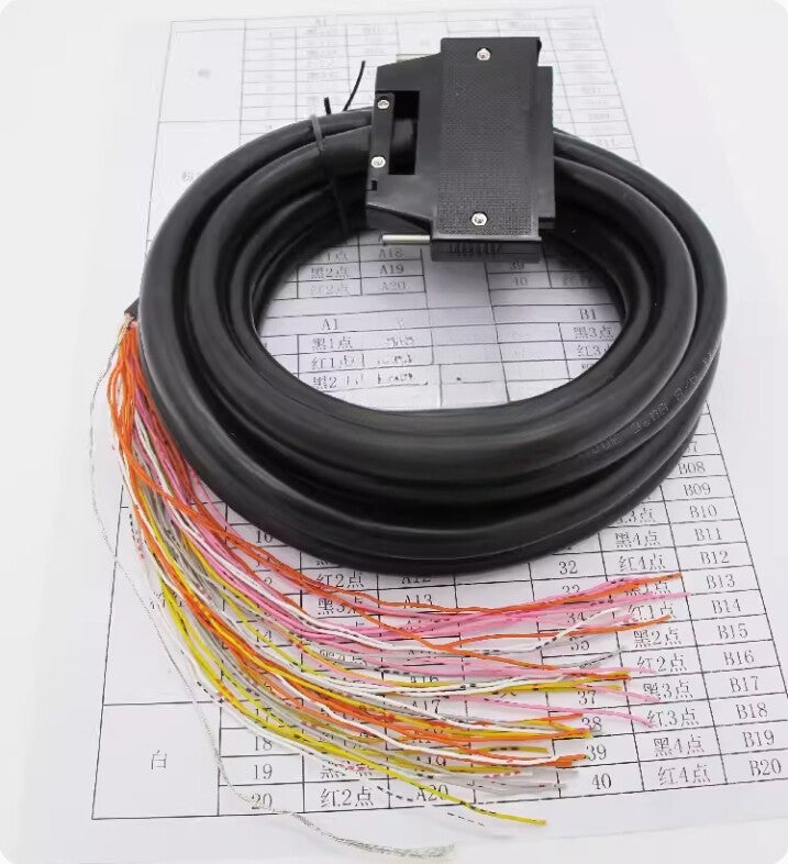 1PCS  FIT FOR Q40CBL-3M communication cable