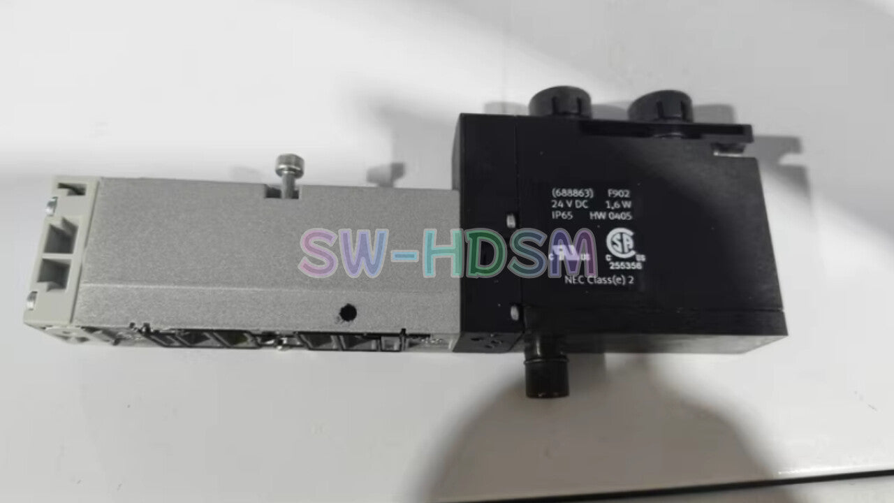 1PCS   Festo Solenoid Valve VSVA-B-B52-ZD-A2-1T1L Freight Free