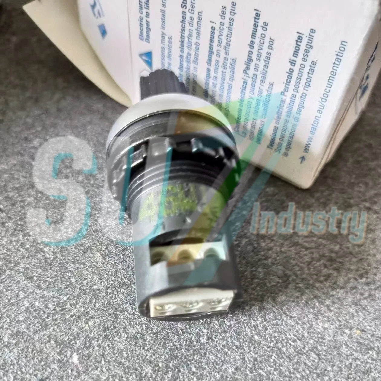 EATON M22-R10K Potentiometer# 1pcs