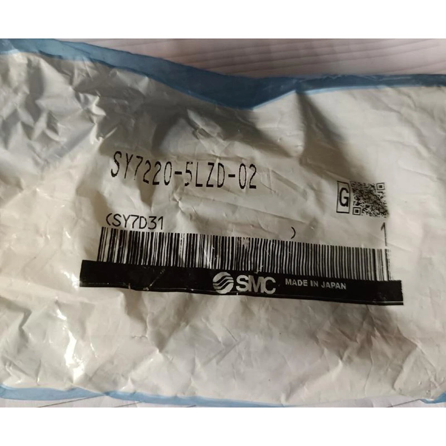 1pcs   SMC solenoid valve SY7220-5LZD-02 fast Ship #YP1 #P