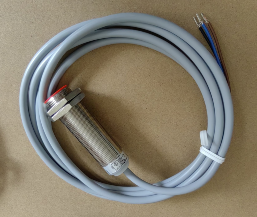 1/piece SI18-C5 PNP NO Sensor for AE-CO Inductive Proximity Switch