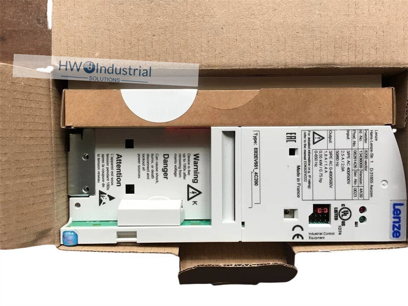 1/Piece  E82EV551K4C200 E82EV551_4C200 3-400V 550KW Lenze Inverter