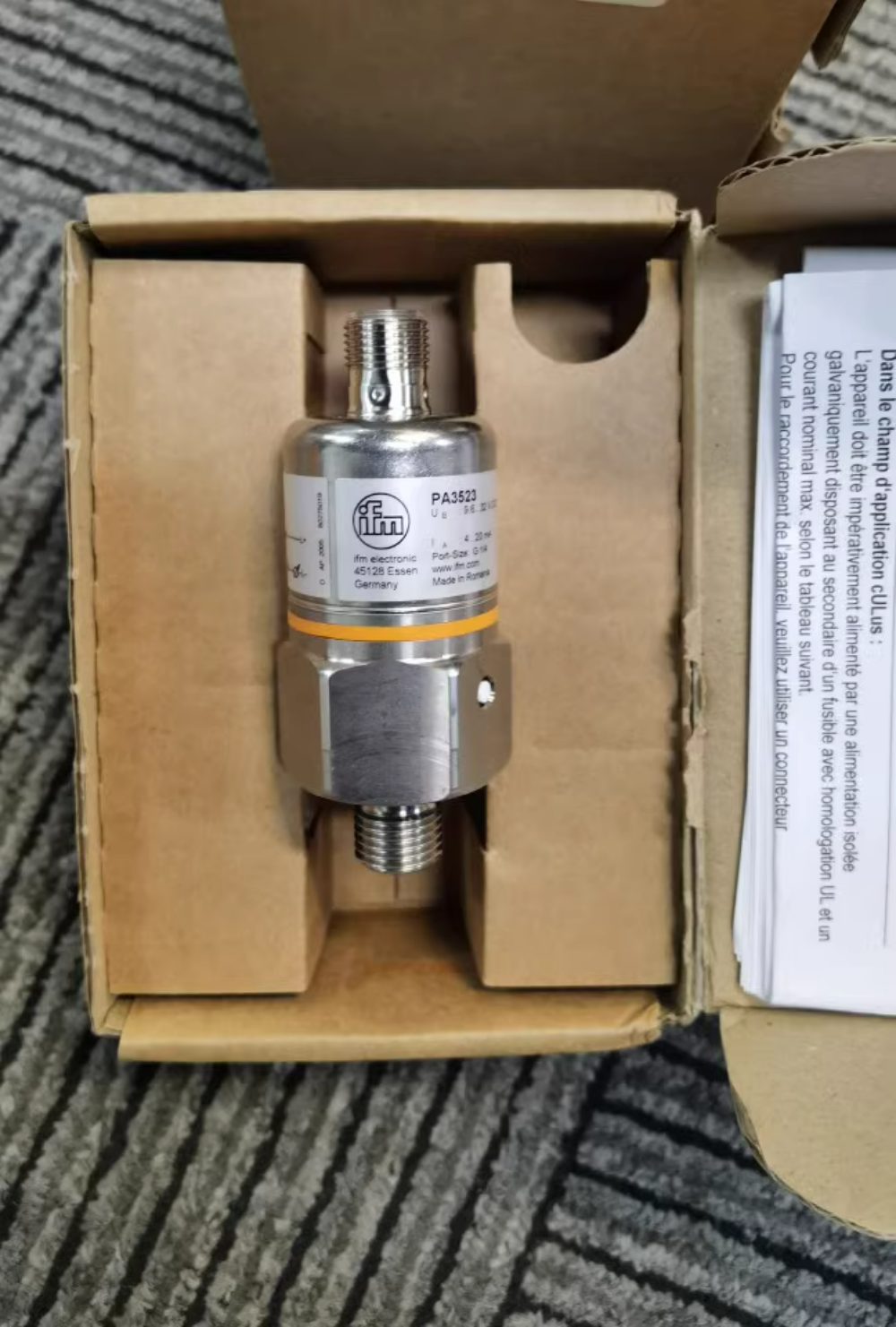 1pcs   IFM PA3523 Pressure Sensor