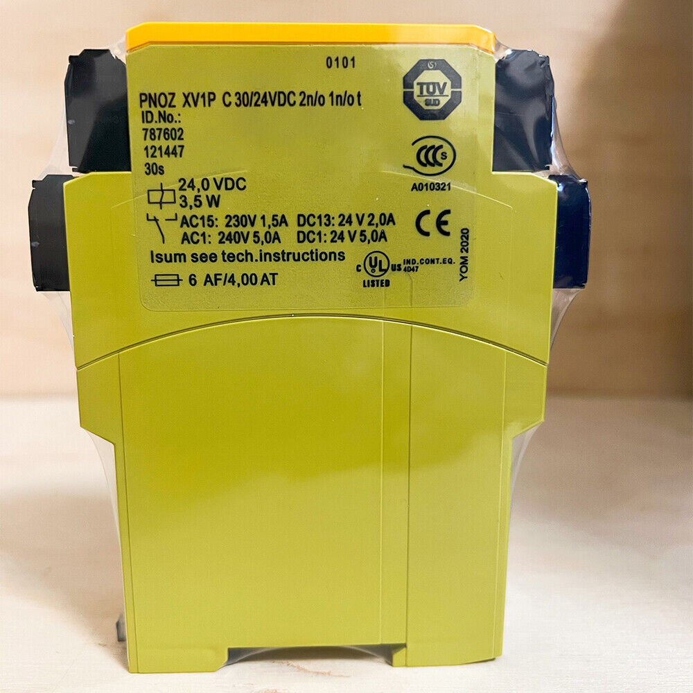 1pcs   Pilz 787602 PNOZ XV1P C Safety Relay 30/24VDC 2n/o 1n/o T