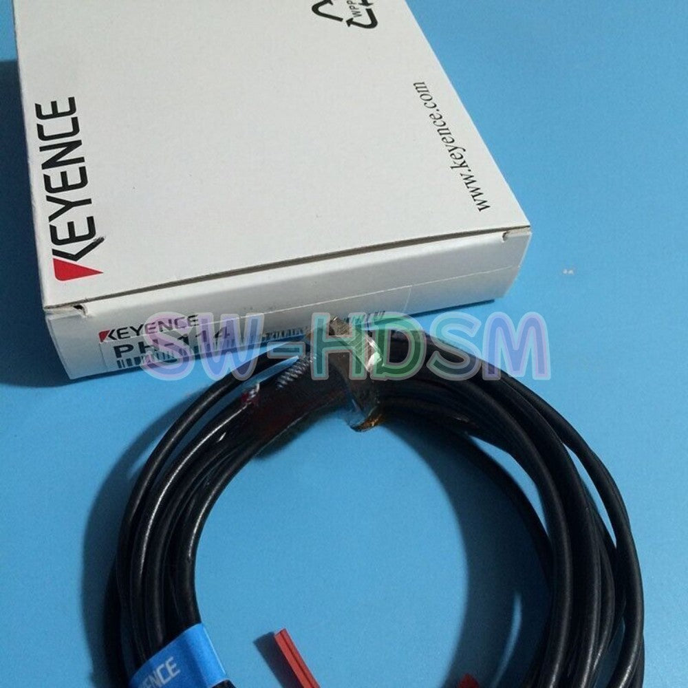 1PCS   Keyence PH-114 Proximity Sensor PH114 Freight Free