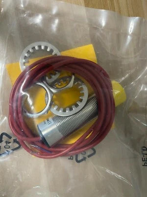 1PCS  TURCK Ni15-M30-AZ3X/S90 Proximity switch #P