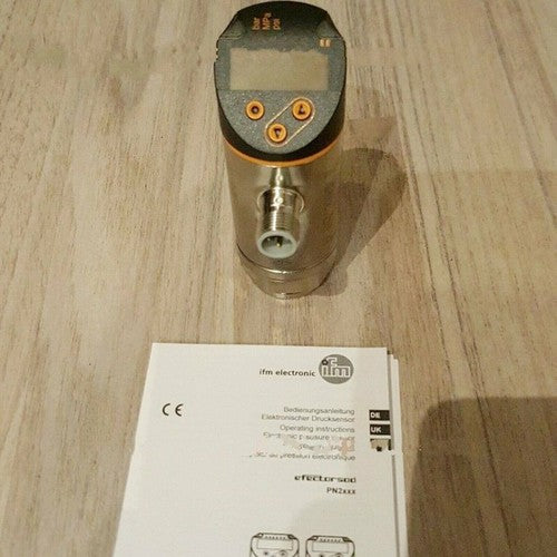 For IFM PN2070  Pressure Sensors Free Shipping