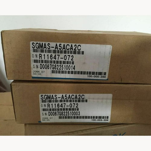 1ps  yaskawa Servo Motor SGMAS-A5ACA2C Fast Delivery
