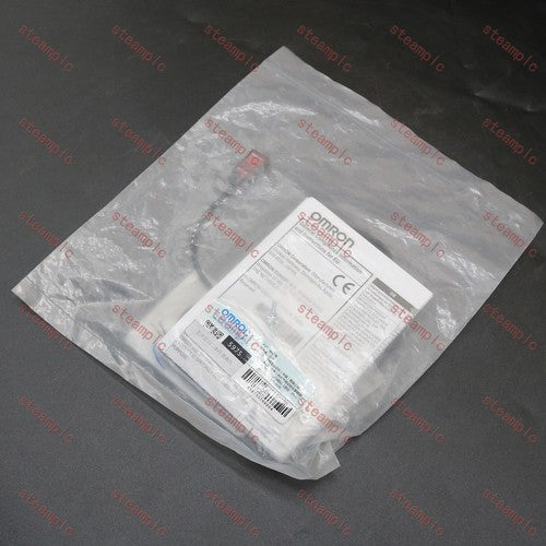 OMRON  E3T-FL13 Diffuse Photoelectric Sensor 2M One year warranty