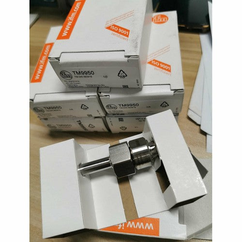 For IFM TM9950  temperature sensor Free Shipping