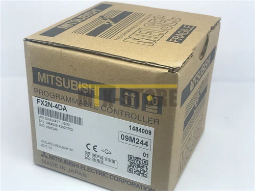 1pcs  FX2N-4DA PLC  with box