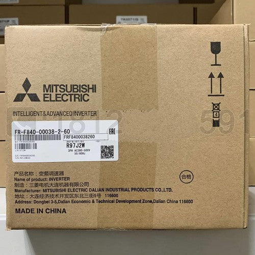 ONE  Mitsubishi Frequency converter FR-F840-00038-2-60  SHIPPING
