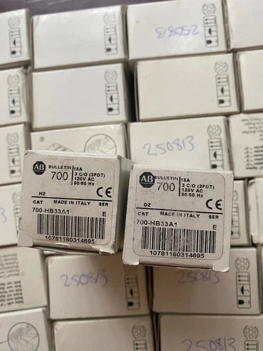1PC Bulletin 700 Relay SER E 15A 120VAC   700-HB33A1