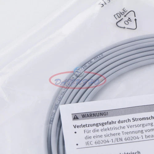 1pc  Proximity switch    SME-10-KL-LED-24