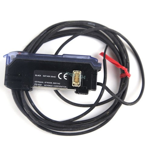 1PC  KEYENCE FS-V32 FS-V32 Photoelectric Sensor ping