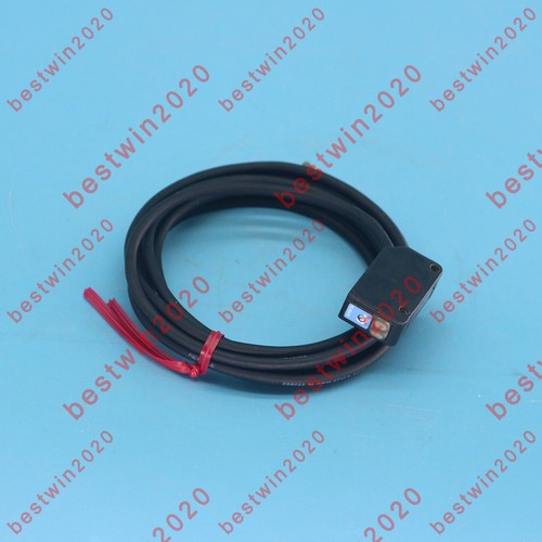 one  keyence Photoelectric Switch Sensor PZ-M31P one Year Warranty