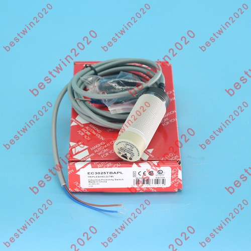1PC  CARLO GAVAZZI EC3025TBAPL photoelectric switch sensor In Box FREE SHIP