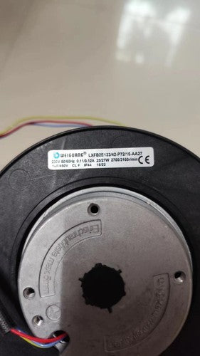 1 PCS WEIGUANG Fan LXFB2E133/42-P72/15-AA27 230V centrifugal fan Cooling fan