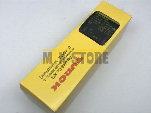 1PC  Turck BI15-CP40-FZ3X2 Sensor BI15CP40FZ3X2