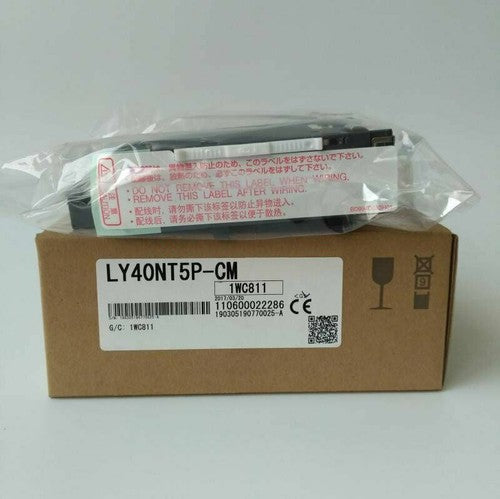 Mitsubishi L series output module LY40NT5P-CM in box FAST SHIP