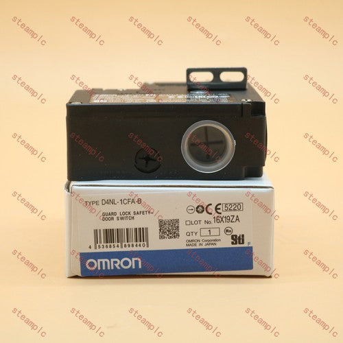 1PC  OMRON  safety switch D4NL-1CFA-B spot stock