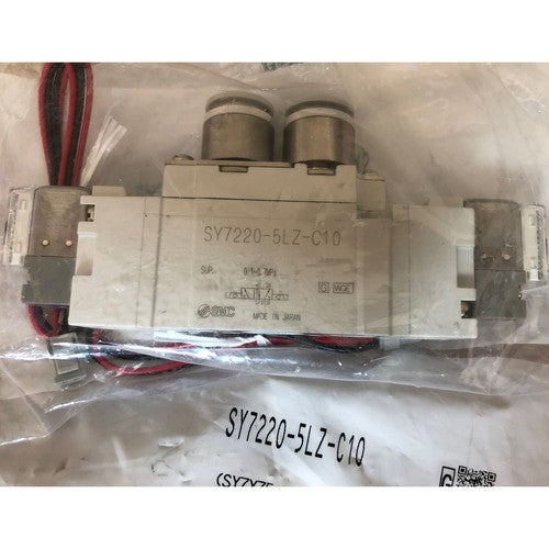 ONE   SMC solenoid valve SY7220-5LZ-C10 Free shipping