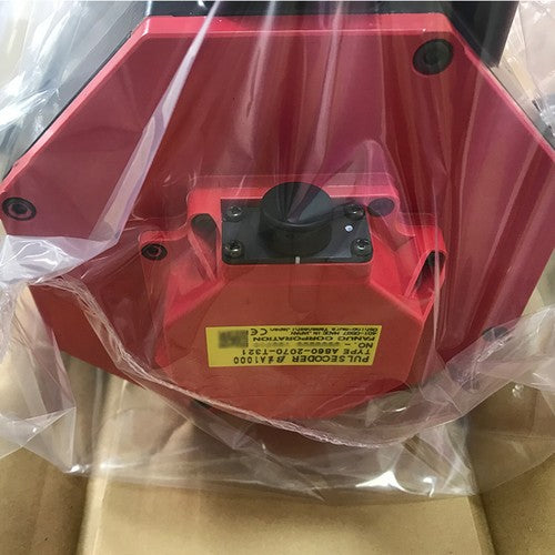 For FANUC A06B-2082-B103  servo motor Free Shipping