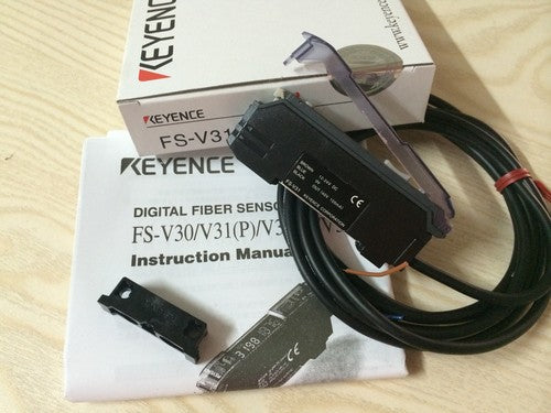 KEYENCE FS-V31P Sensor Amplifier FSV31P Fiber Optic Sensor