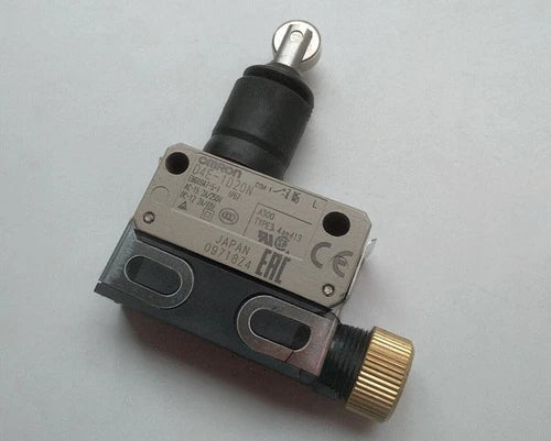 1PC in box   Limit Switch D4E-1D20N D4E1D20N