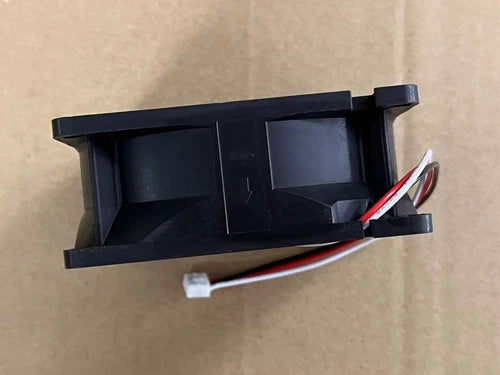 NMB-MAT 3112KL-05W-B69 E01 E00 DC 24V 0.28A 3-Wire 80*80x32mm Server Cooling Fan