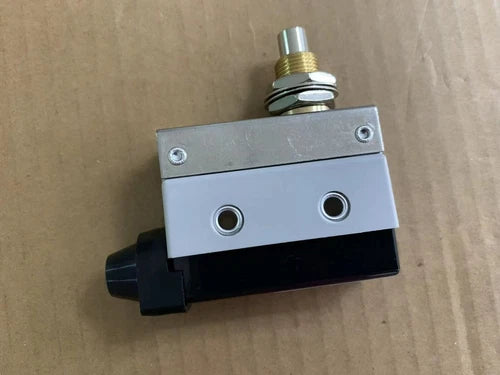 1PC  One  Limit Switch  AZ7310