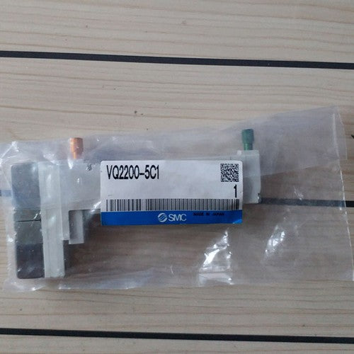 one  FOR SMC solenoid valve VQ2200-5C1 Free shipping