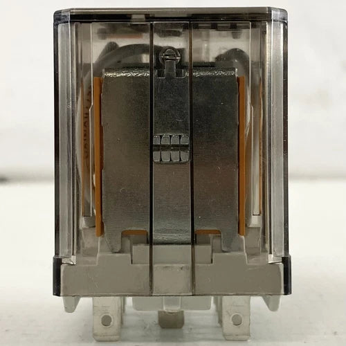 1PC Bulletin 700 Relay SER E 15A 120VAC   700-HB33A1