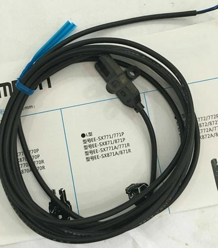 Omron EE-SX772A Photoelectric Switch  One Free Shipping EESX772A #P