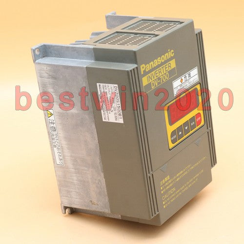 For Panasonic DV700S1500B1 220V 1.5KW  inverter Free Shipping